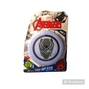 Marvel Avengers Black Panther Cap Flyer